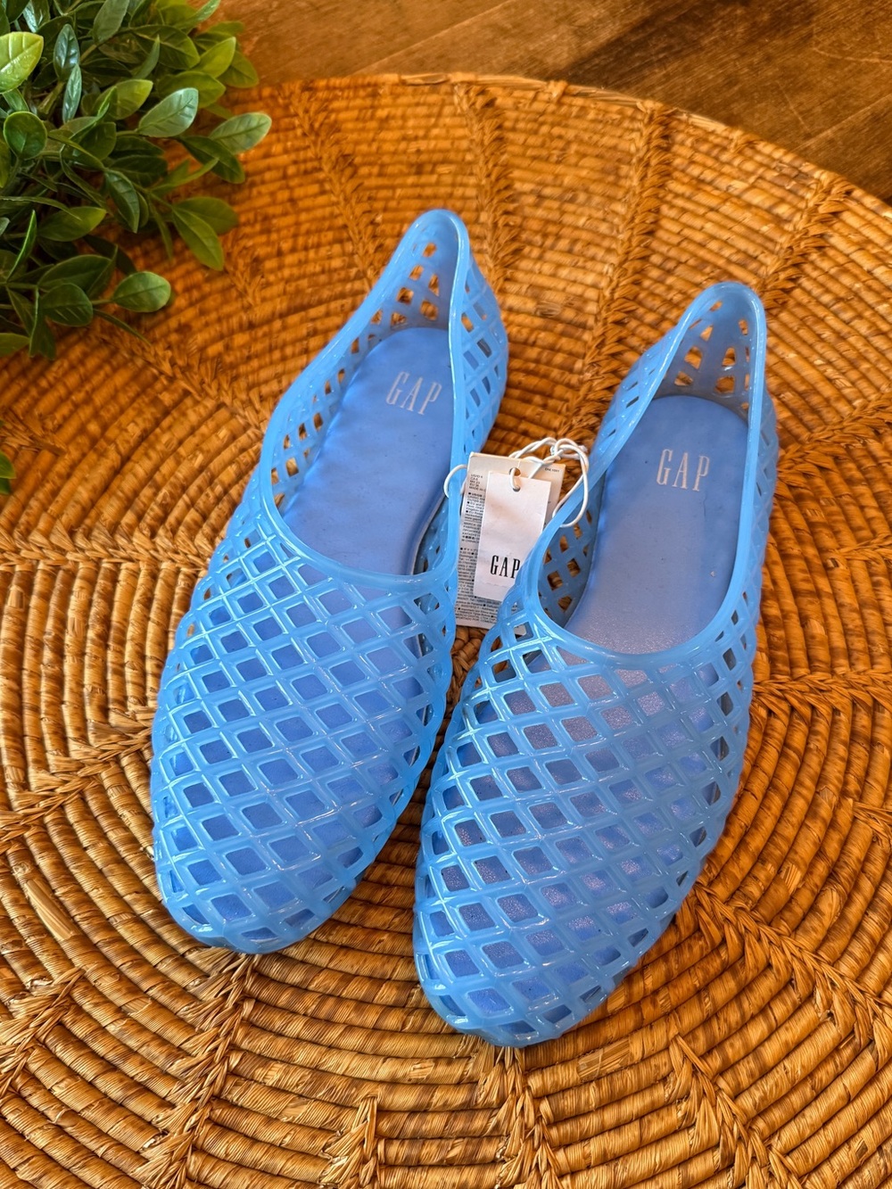 New GAP Women's Bright Blue Jelly Lattice Slip-On Flats